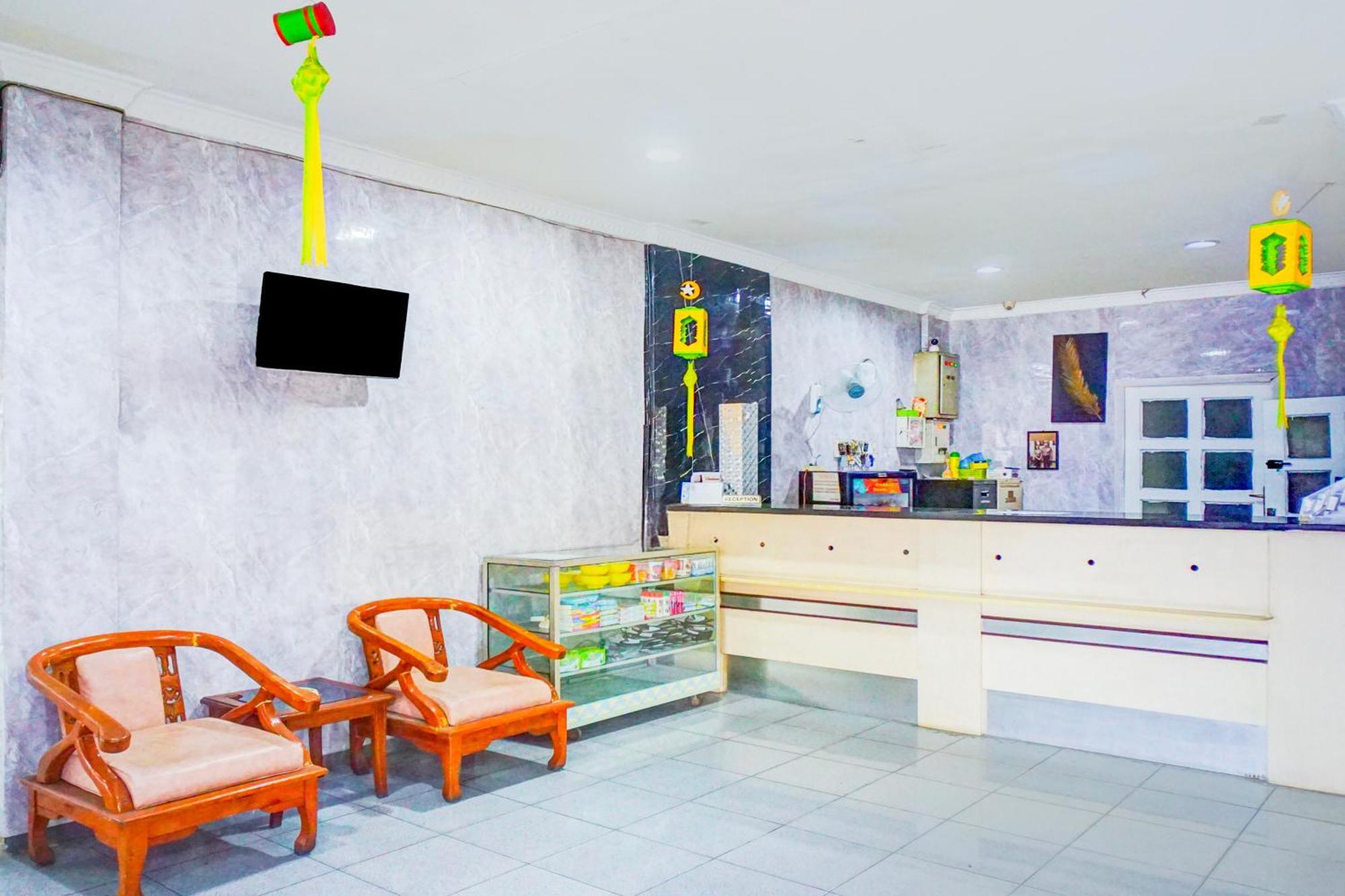 Hotel O Asyaffirah Near Masjid Raya Al Mashun Sm Raja Медан Екстериор снимка