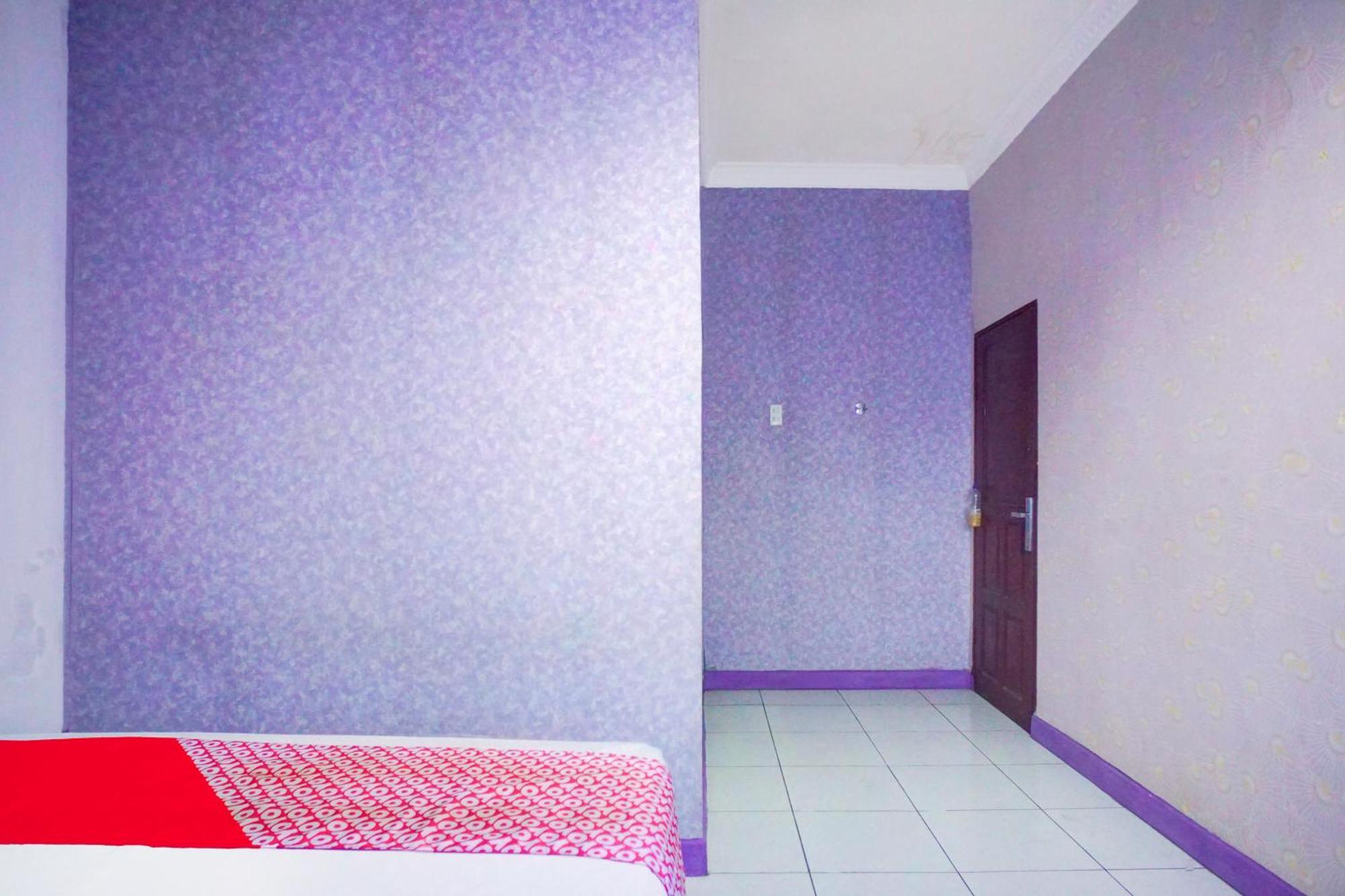 Hotel O Asyaffirah Near Masjid Raya Al Mashun Sm Raja Медан Екстериор снимка