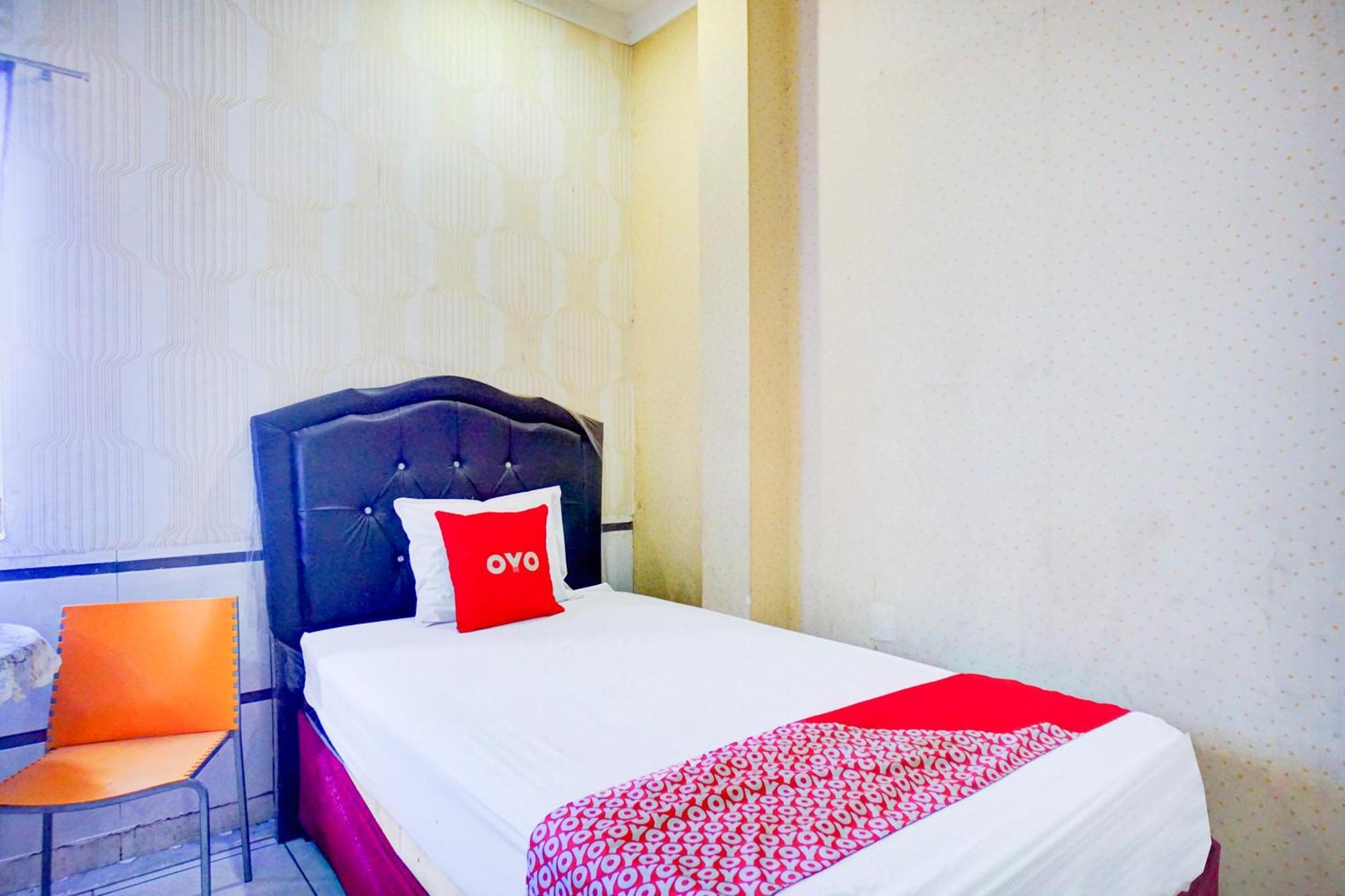 Hotel O Asyaffirah Near Masjid Raya Al Mashun Sm Raja Медан Екстериор снимка